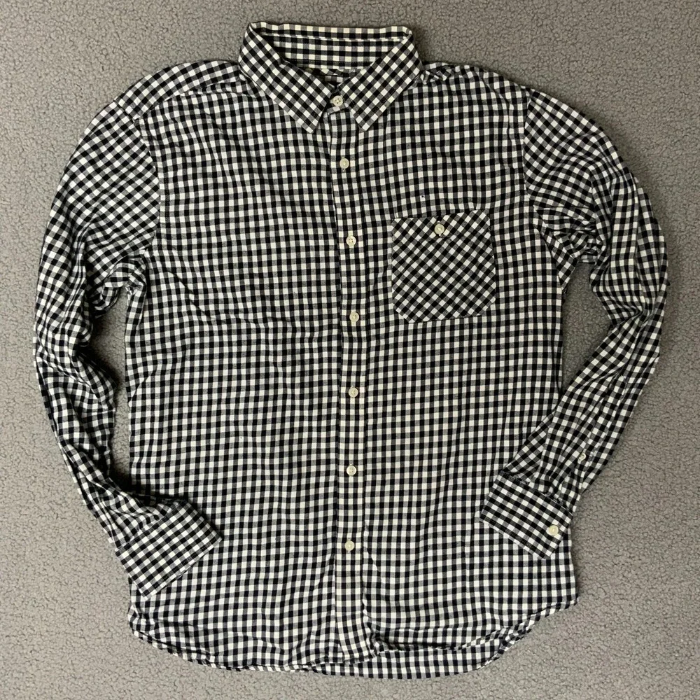 Banana Republic Shirt‎ Mens Large Black check Flannel Long Sleeve Button Up